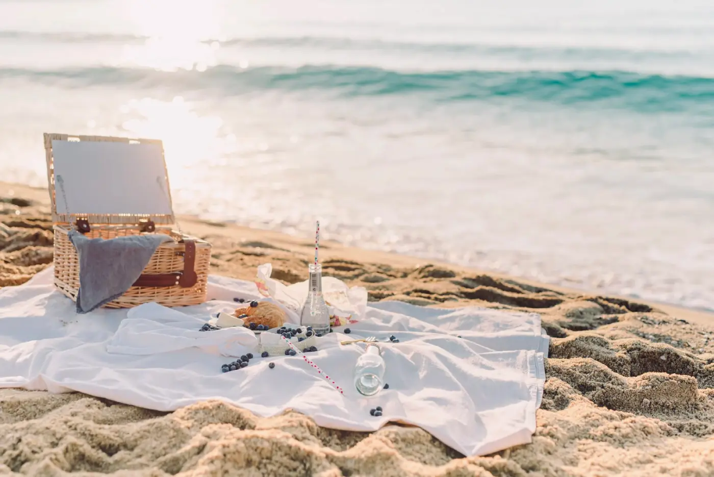 Beach Picnic Setups - Monetize Your Picnic and Turn it Into a Trending Event